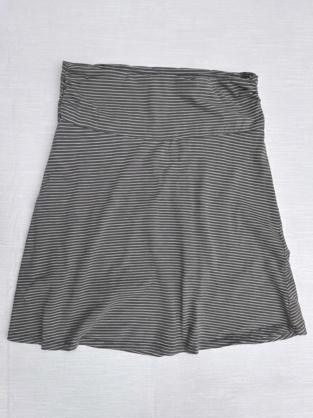 Toad&Co Chaka Striped Gray & White Skirt | L